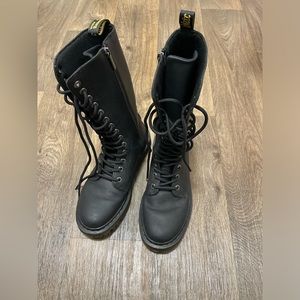 Talk Dr Martens boots